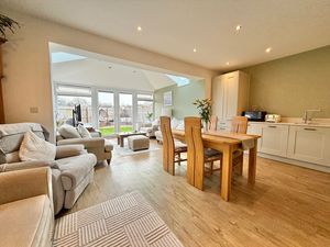 Photo 21- click for photo gallery